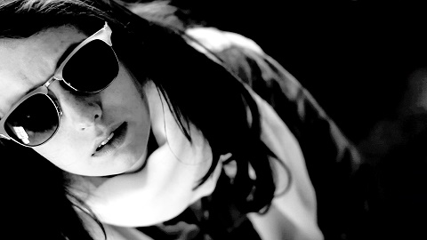 A sexually repressed woman embraces her dark side, experiencing her wildest fantasy.